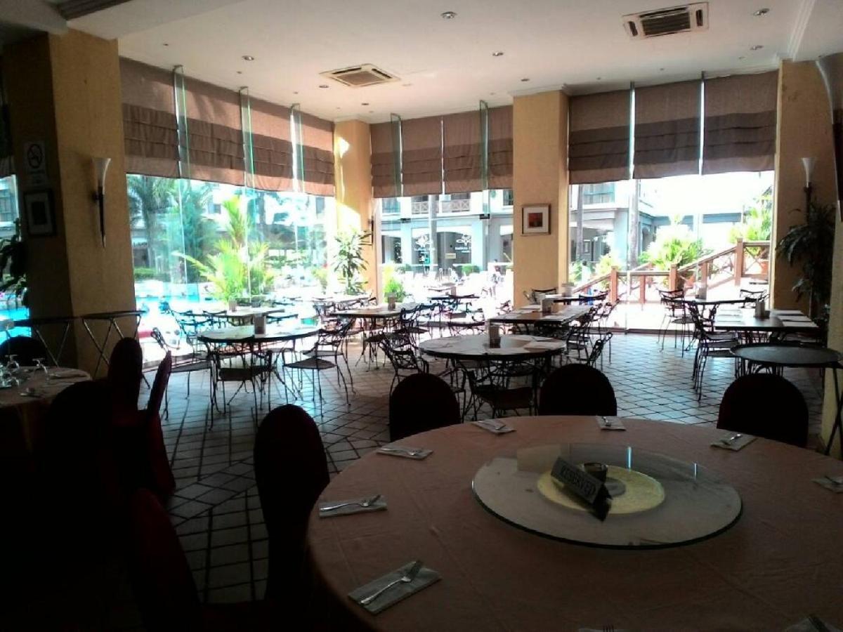 Costa Mahkota Aparthotel Malacca Exterior photo